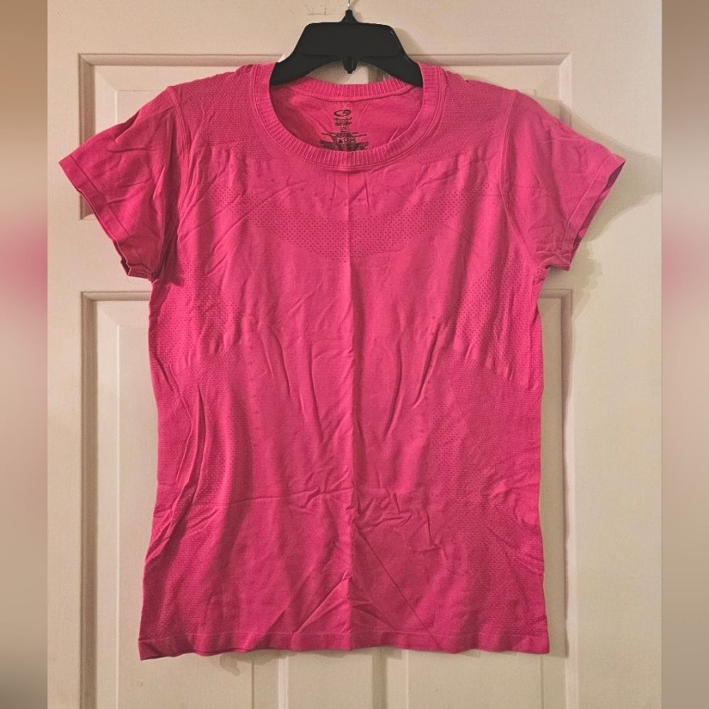 Champion Pink Duo Dry Size Large Women's Athletic Top.